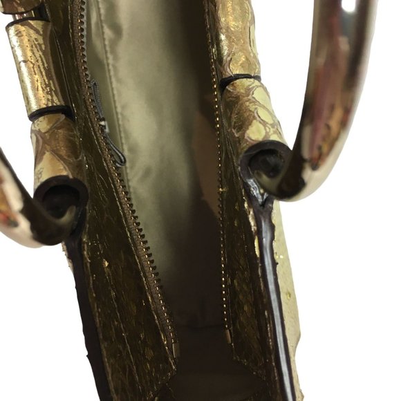 Henri Bendel Small Snakeskin Handbag Metallic Gold Faux Leather Evening Party - Picture 8 of 10